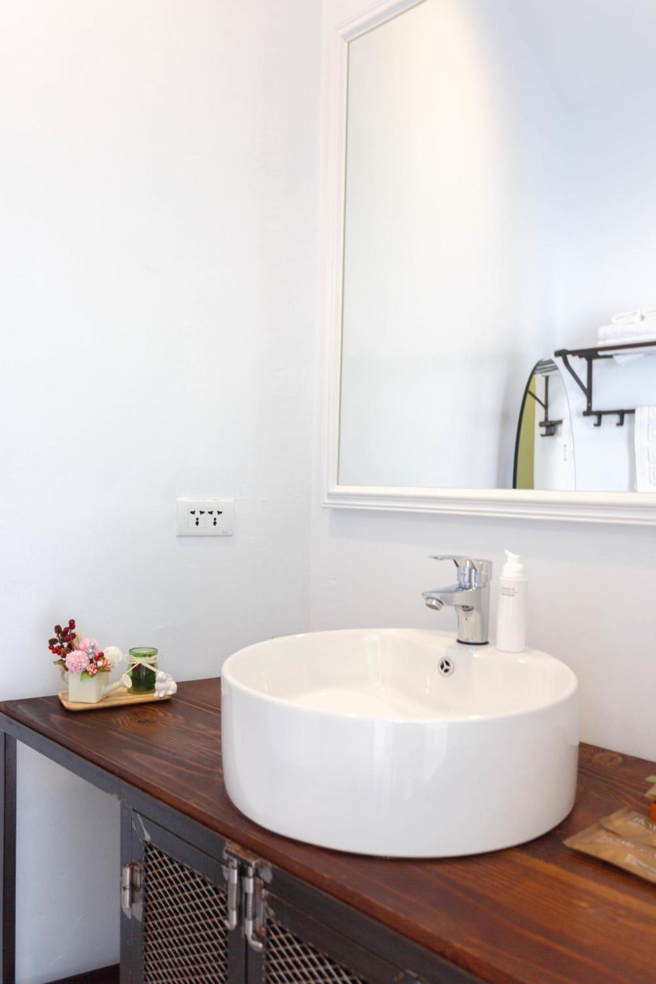 Sea Shore Hotel Manzhou Phòng bức ảnh